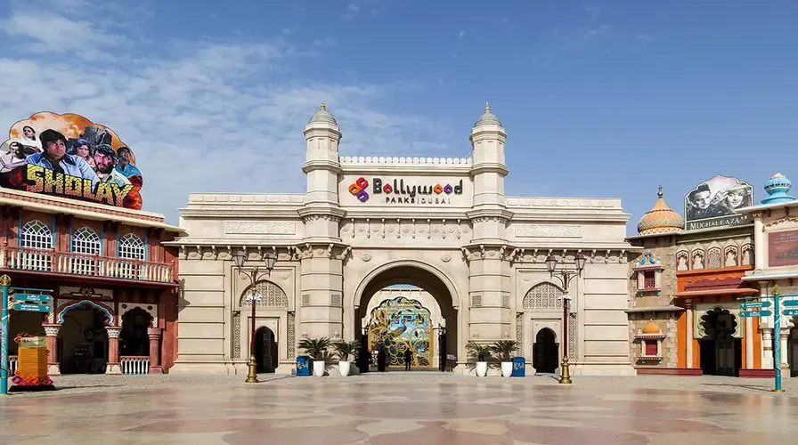 1. Explore Dubai’s Awesome Theme Parks