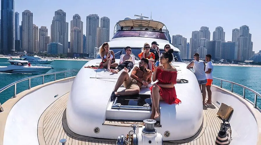 Luxurious Yacht and Catamaran Tours